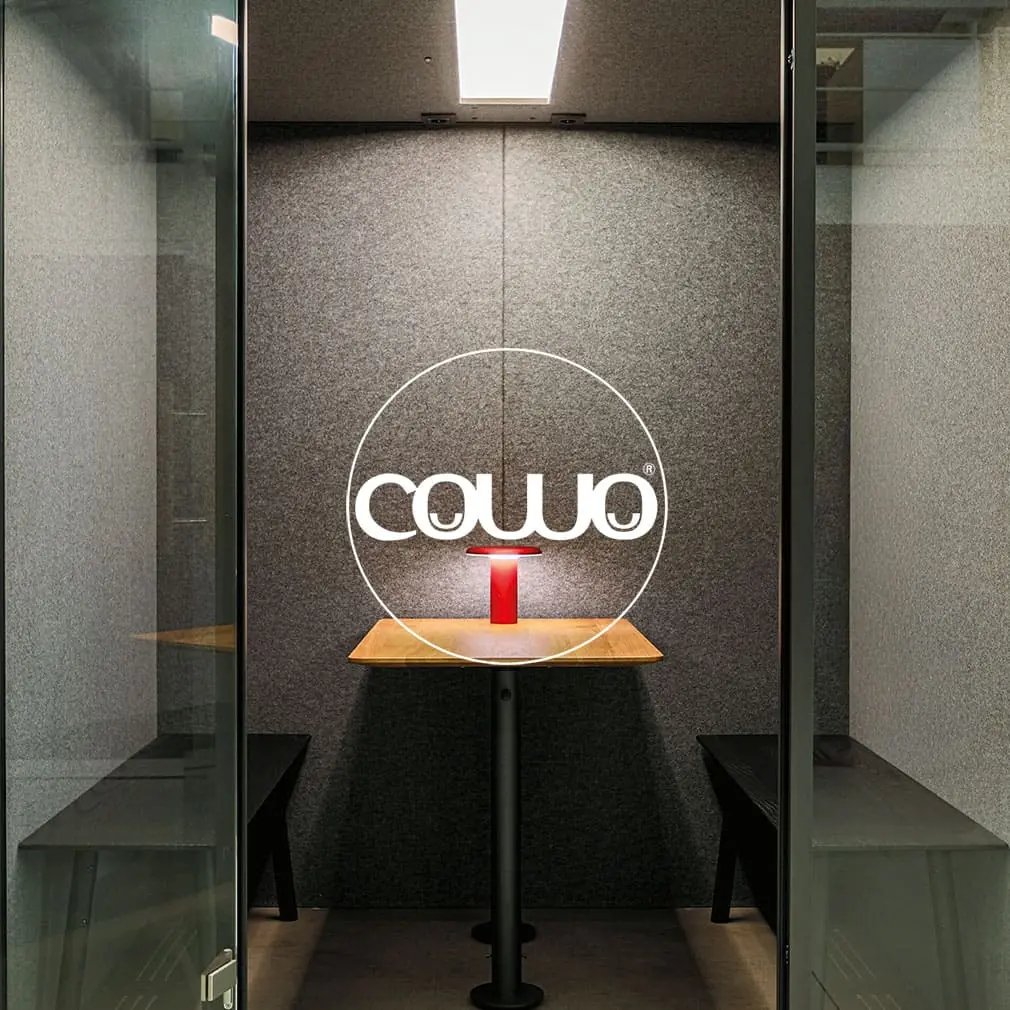 coworking-lambrate-meeting-booth