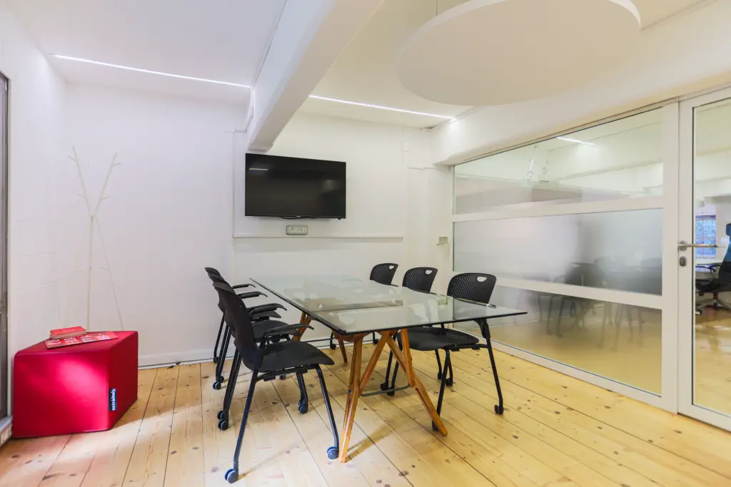 sala_riunioni_coworking_milano_lambrate-scaled