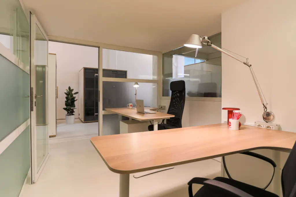 ufficio_piccolo_coworking_milano_lambrate-scaled